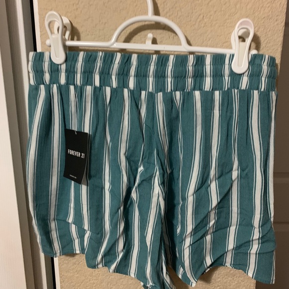 Casual summer shorts perfect - Picture 2 of 2